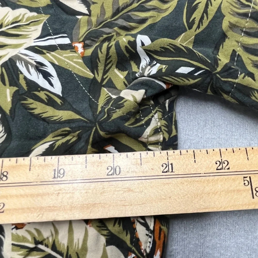 Banana Republic Mens M Standard Fit Tropical Tiger Leaf‎ Print Rayon Shirt Olive